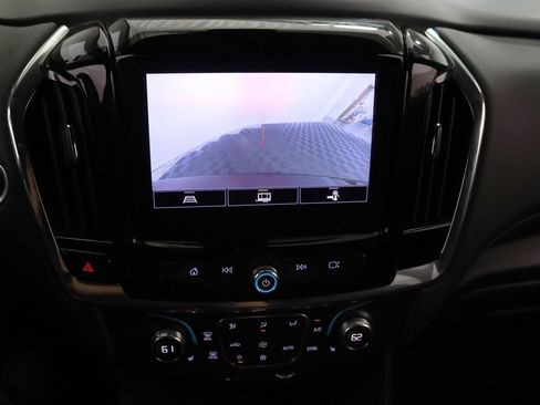 Used 2023 Chevrolet Traverse LT AWD/4WD image 23