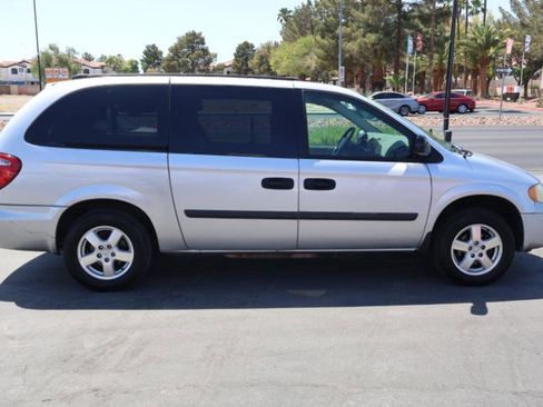 Used 2005 Dodge Grand Caravan SE w/ Popular Equipment Group I FWD image 8