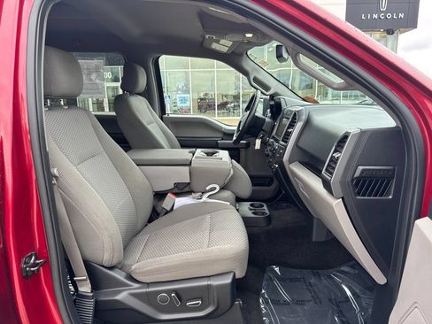 Used 2017 Ford F150 XLT w/ Equipment Group 302A Luxury AWD/4WD image 26