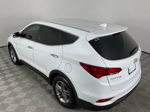 Used 2017 Hyundai Santa Fe Sport FWD image 5