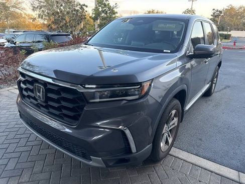 Certified 2023 Honda Pilot EX-L image 3