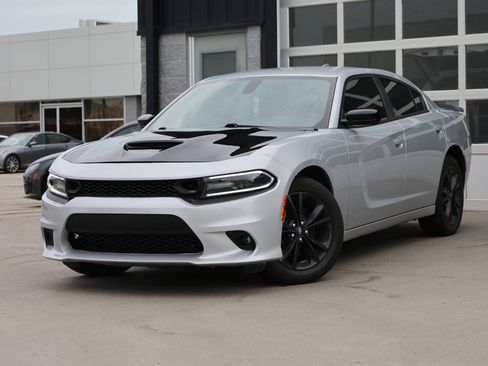 Used 2023 Dodge Charger SXT w/ Blacktop Package AWD/4WD image 3