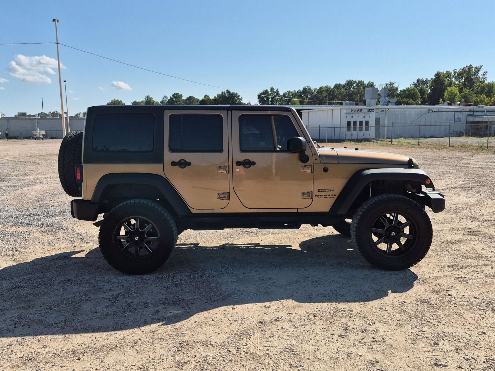 Used 2015 Jeep Wrangler Unlimited Sport w/ Quick Order Package 24S AWD/4WD image 7
