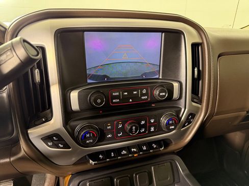 Used 2015 GMC Sierra 1500 SLT w/ SLT Crew Cab Value Package image 18