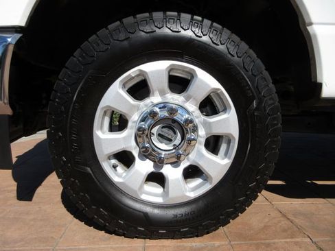 Certified 2024 Ford F250 XLT image 8