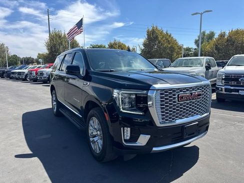 Used 2023 GMC Yukon Denali AWD/4WD image 4