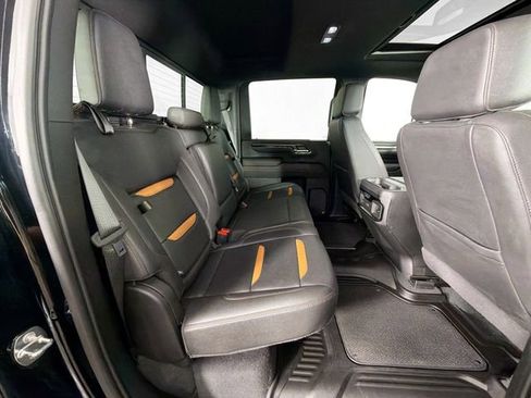 Used 2024 GMC Sierra 3500 AT4 w/ AT4 Premium Plus Package AWD/4WD image 28