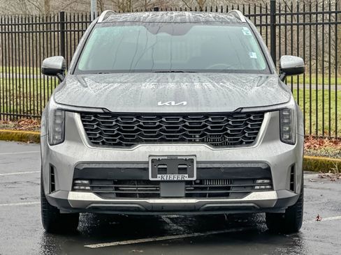 Used 2025 Kia Sorento EX image 8