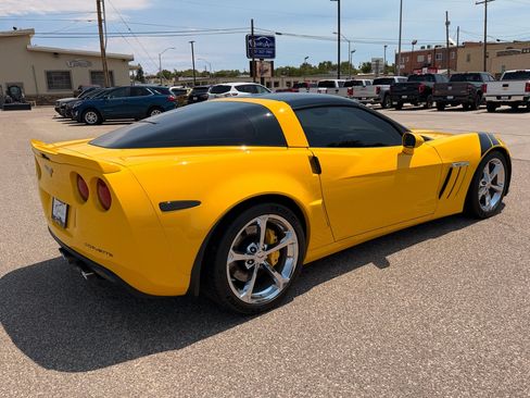 Used 2012 Chevrolet Corvette Grand Sport w/ 2LT Preferred Equipment Group RWD image 6