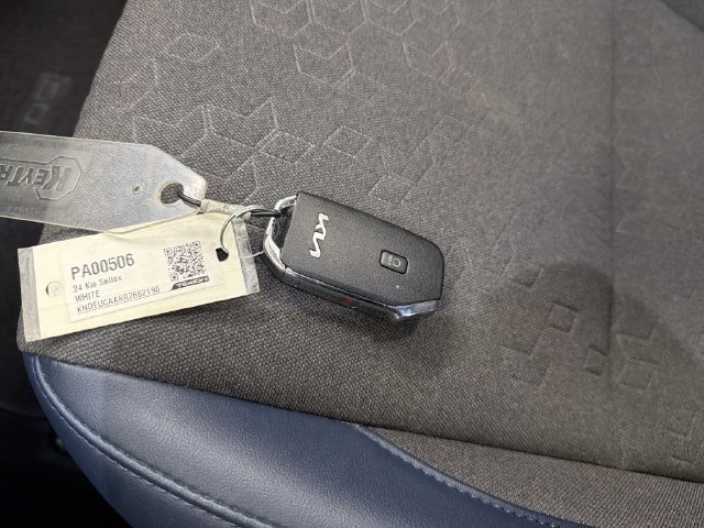 Certified 2024 Kia Seltos S AWD/4WD image 31