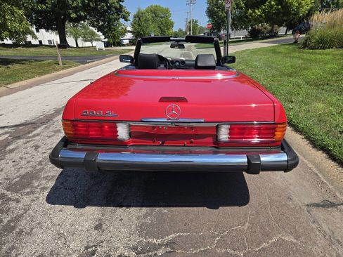 Used 1988 Mercedes-Benz 560 SL image 11