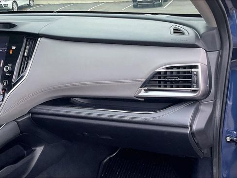 Used 2022 Subaru Outback Limited image 18