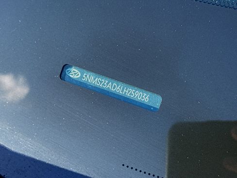 Used 2020 Hyundai Santa Fe SE image 35