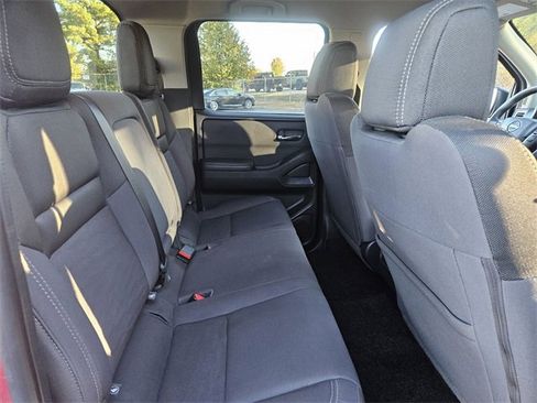 Used 2023 Nissan Frontier SV image 19