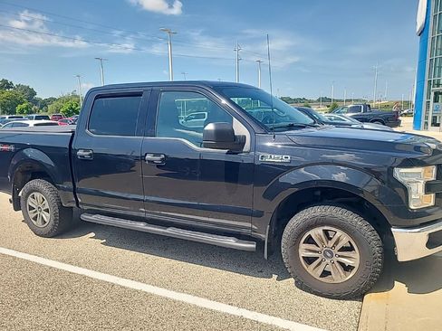 Used 2015 Ford F150 XLT AWD/4WD image 2