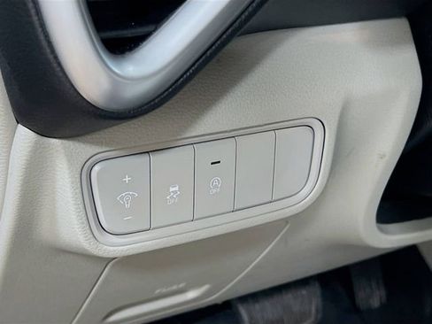 Certified 2023 Kia Soul LX w/ LX Technology Package image 10