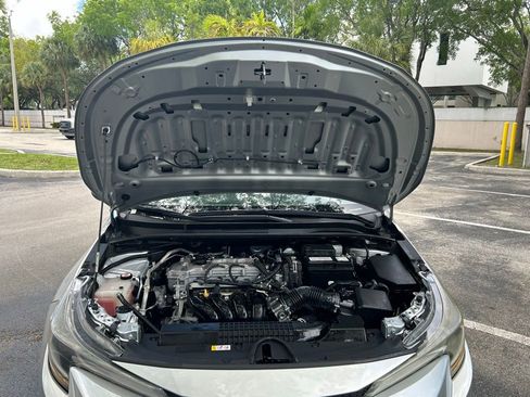 Used 2022 Toyota Corolla LE FWD image 26