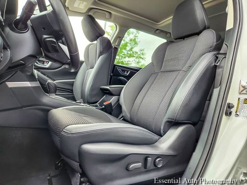 Certified 2023 Subaru Forester Premium AWD/4WD image 7