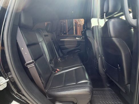 Used 2019 Jeep Grand Cherokee Limited AWD/4WD image 25