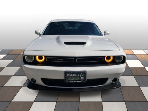 Used 2022 Dodge Challenger R/T image 2