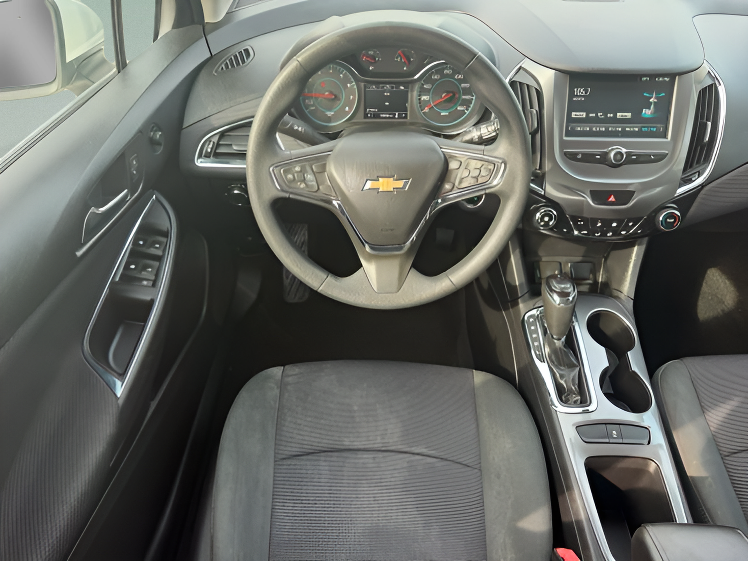 Used 2017 Chevrolet Cruze LT w/ Convenience Package FWD image 10