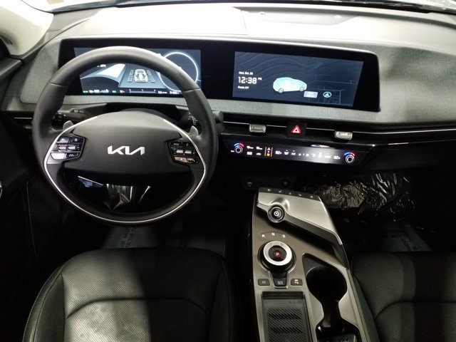 Used 2024 Kia EV6 Wind w/ Wind Technology Package AWD/4WD image 3