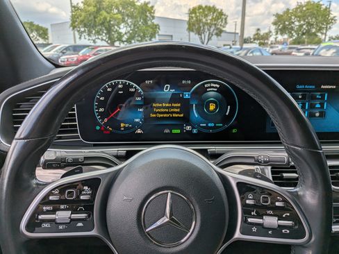 Used 2022 Mercedes-Benz GLS 450 4MATIC image 27