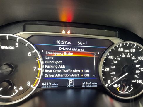 Used 2024 Nissan Altima 2.5 SV image 12