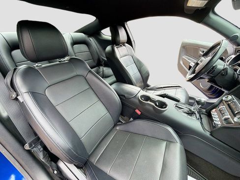 Used 2016 Ford Mustang Premium w/ Equipment Group 201A RWD image 29