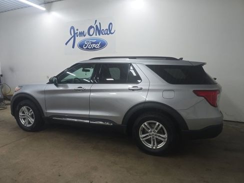 Used 2021 Ford Explorer XLT w/ Class III Trailer Tow Package image 21