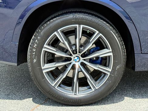 Certified 2024 BMW X5 sDrive40i w/ M Sport Package RWD image 18