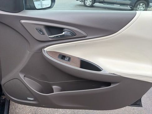 Used 2024 Chevrolet Malibu LT image 35