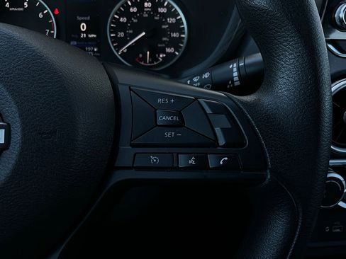 Used 2025 Nissan Sentra S image 30