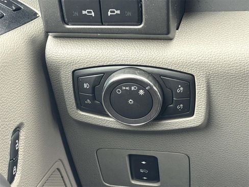 Used 2019 Ford F250 XLT w/ XLT Premium Package image 19