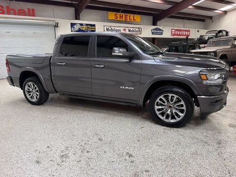 Used 2021 RAM 1500 Laramie w/ Laramie Southwest Edition RWD image 10