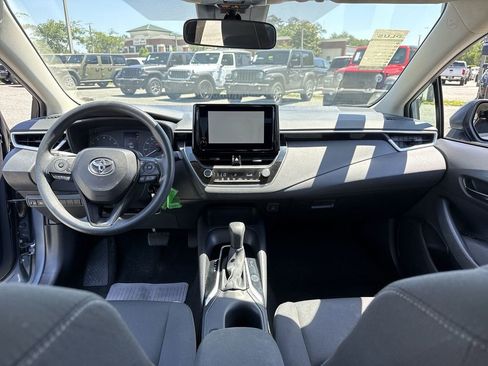 Used 2024 Toyota Corolla LE FWD image 24