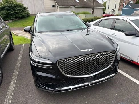 Used 2024 Genesis GV70 2.5T w/ Advanced Package AWD/4WD image 17