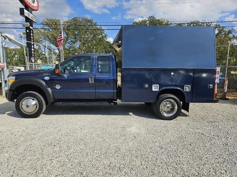 Used 2016 Ford F550 4x4 SuperCab Super Duty image 2