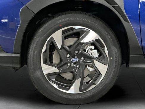 New 2025 Subaru Crosstrek 2.5i Limited w/ Crosstrek Mirror Package image 33