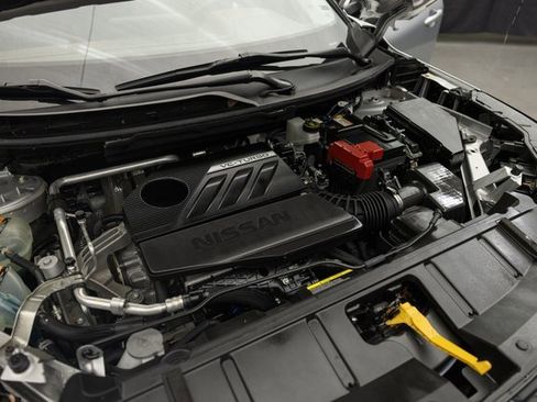 Used 2023 Nissan Rogue SL w/ SL Premium Package image 23