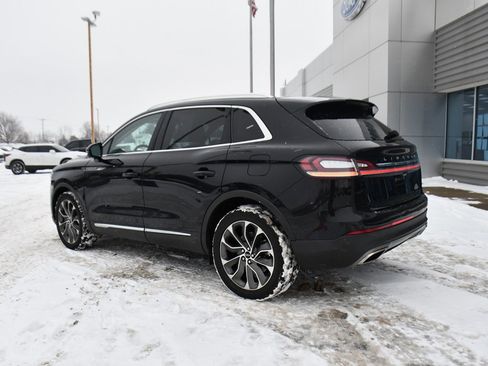 Used 2022 Lincoln Nautilus Reserve image 4