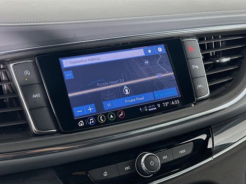 Used 2024 Buick Enclave Premium image 22