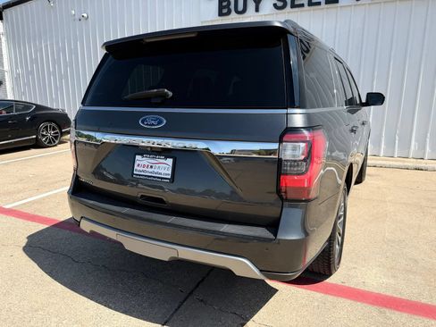 Used 2018 Ford Expedition Limited w/ Equipment Group 301A AWD/4WD image 6
