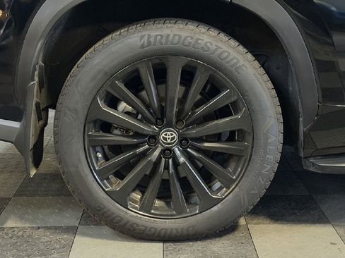 Used 2023 Toyota Highlander XSE image 33