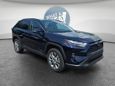 Used 2025 Toyota RAV4 XLE Premium w/ Weather Package AWD/4WD image 1