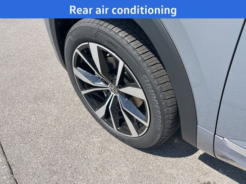 New 2026 Volkswagen Atlas SEL Premium R-Line AWD/4WD image 5