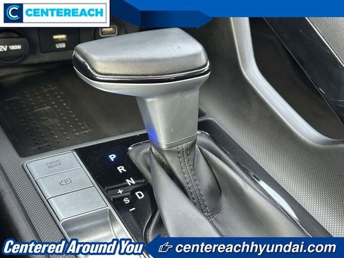 Used 2021 Hyundai Elantra Limited image 29