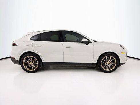 Certified 2024 Porsche Cayenne S AWD/4WD image 8
