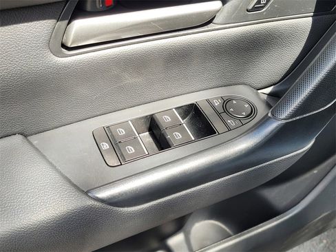 Used 2024 MAZDA CX-50 AWD 2.5 S w/ Preferred Package image 21