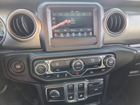 Used 2023 Jeep Wrangler Sport AWD/4WD image 22